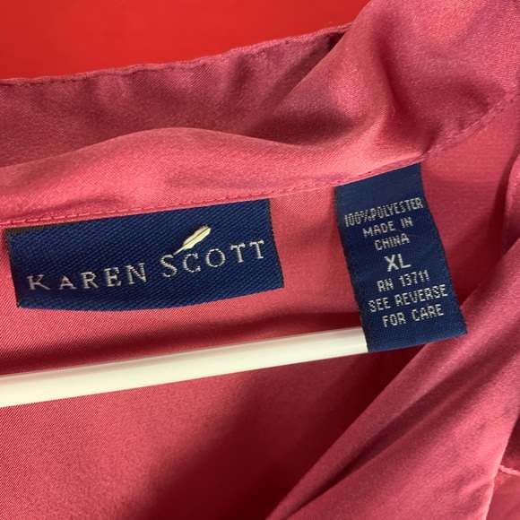 Collared top - Picture 2 of 3